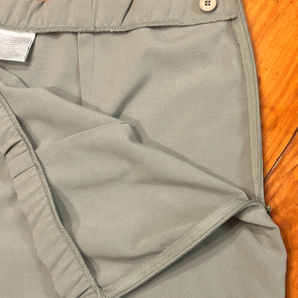 NWOT 18W Worthington Stretch light gray side zip & button trousers with pockets - Picture 12 of 16